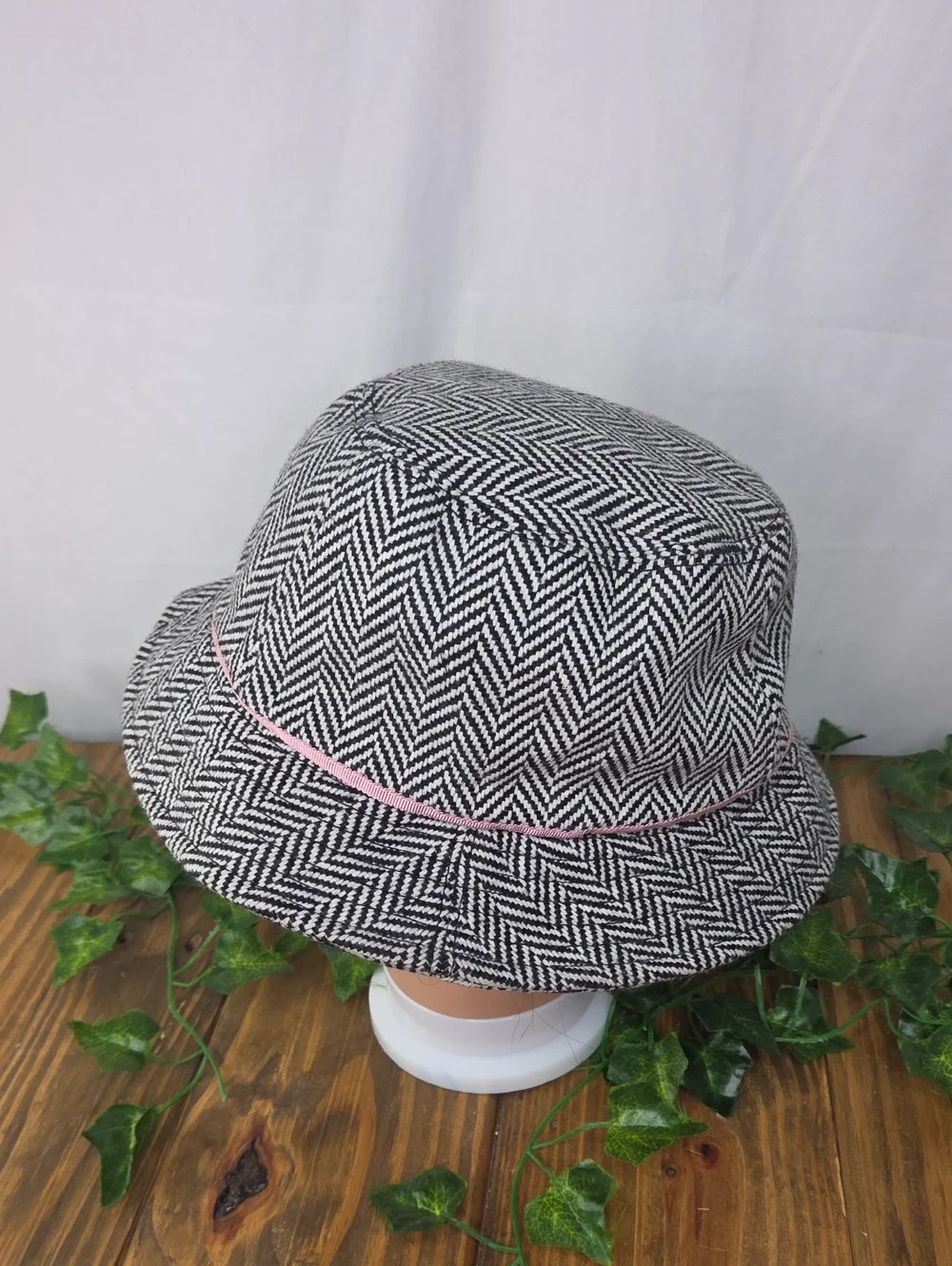 J.Crew. Herringbone Bucket Hat. Size M/L. Wool Blend. EUC
